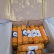 Box Miel: 24 Velas de Miel-Cera abejas para tus rituales